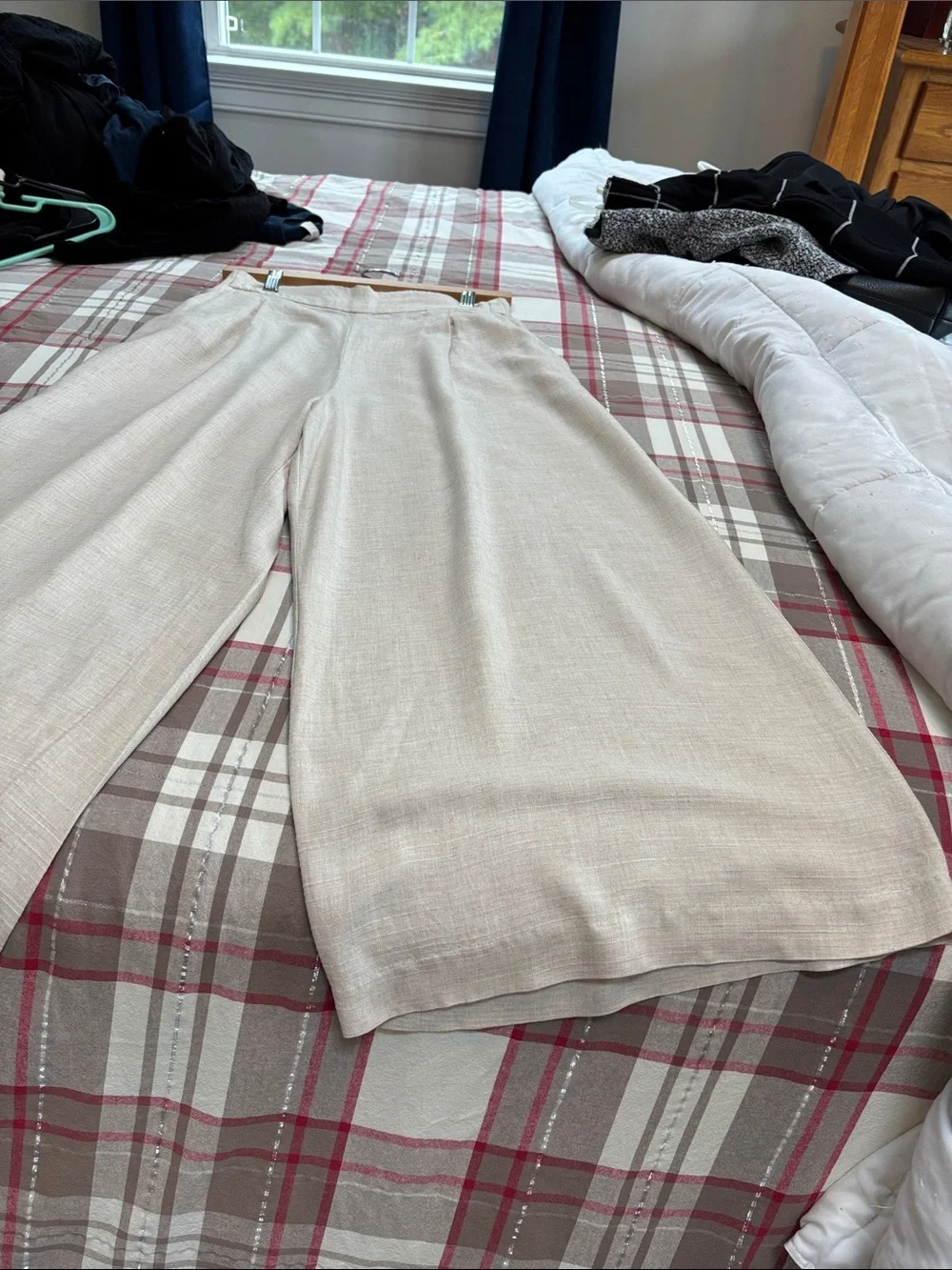 H&M Wide-Leg Linen-Blend Pants in Light Cream